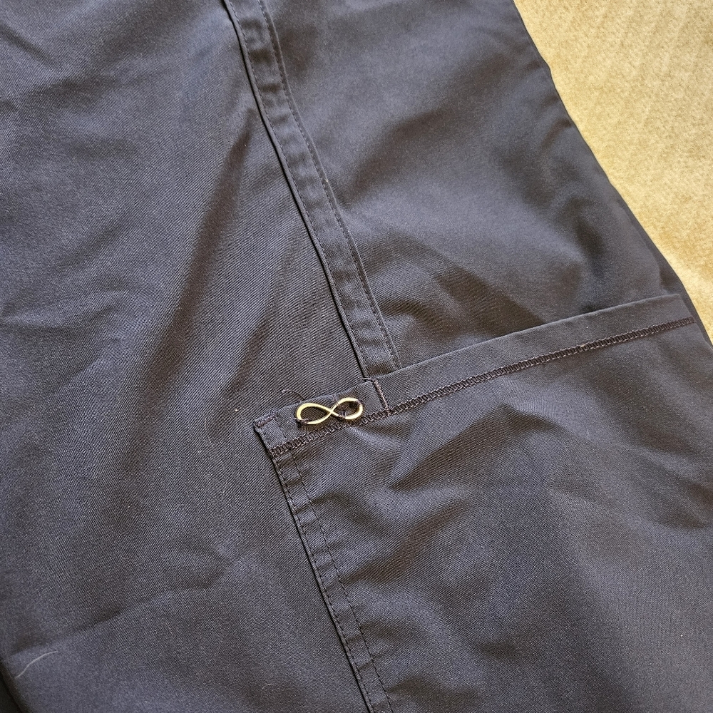 Cherokee Infinity Navy Blue Scrub Set Medium Top & Petite Medium Pants Nice Set - Picture 5 of 13